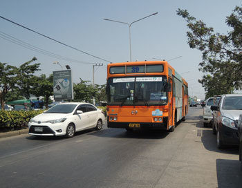 Bus39 Tarat Thai 2