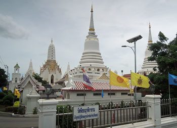 Wat Phitchaya 2917Mar