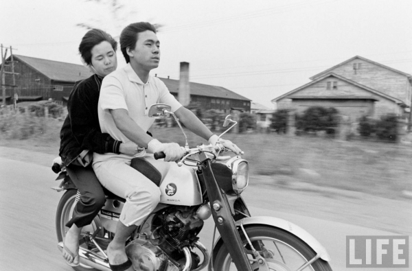 Youth-in-Japan-1960s-10.jpg