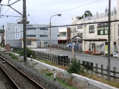 鶴瀬駅ターンテーブル