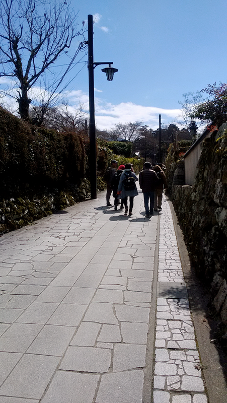 石積みの門前町-坂本