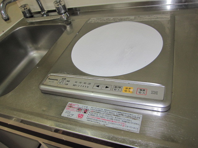 東京都杉並区　賃貸物件原状回復　１Ｋハウスクリーニング　ミニキッチン清掃　作業完了後　１