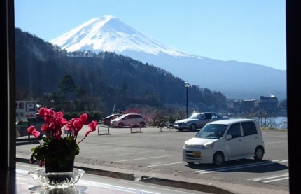 20161218-6-河口湖湖波富士山望める.JPG