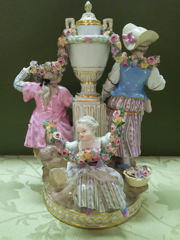 華やかなマイセン人形 - 洋食器のsohbi仙台店ブログ